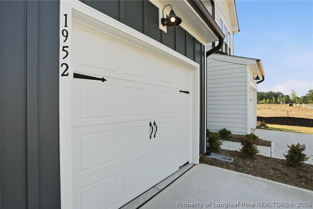 1952 Dapple Dr - Photo 3 of 47