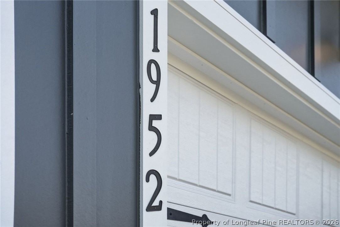 1952 Dapple Dr - Photo 4 of 47