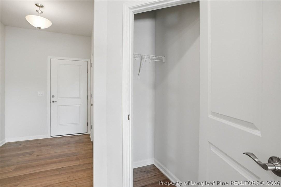 1952 Dapple Dr - Photo 7 of 47