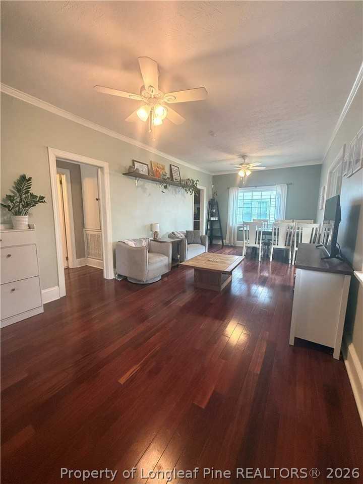 417 Park Ave - Photo 3 of 24