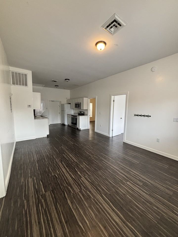 795 N Holmes Ave #795NHOLMES - Photo 5 of 5