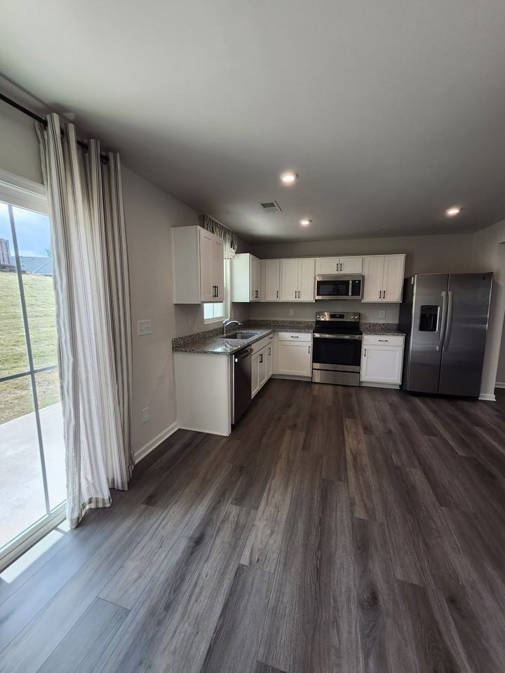 116 Forthside Way #116 - Photo 5 of 18