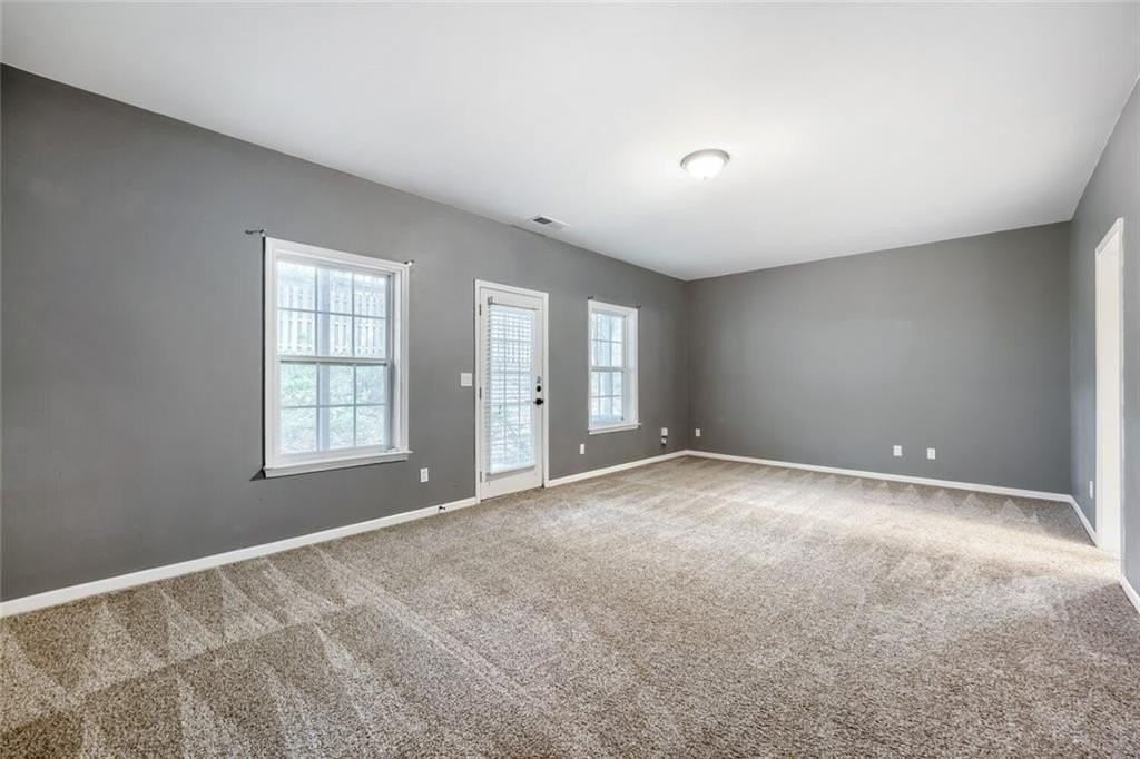 6127 Joybrook Rd - Photo 3 of 11