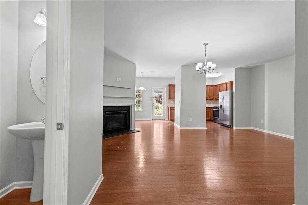 5612 Moresby Ct - Photo 4 of 33