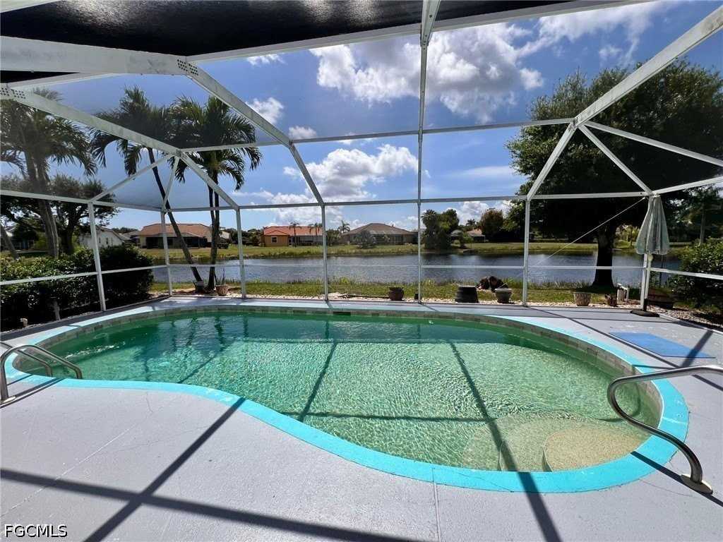 8526 Manderston Ct - Photo 5 of 7