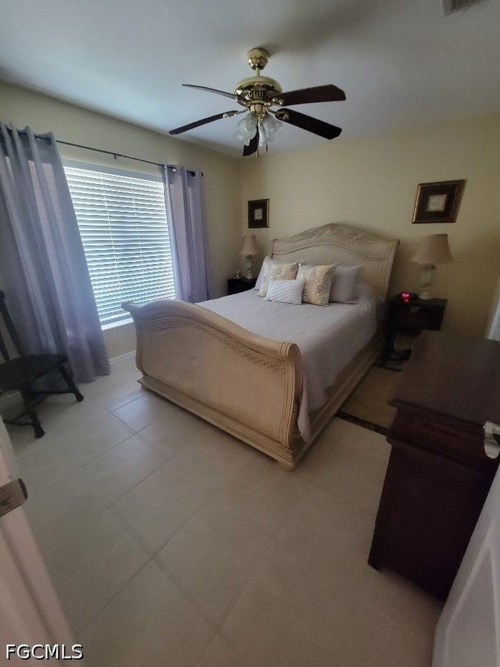 4307 12th St W - Photo 7 of 18