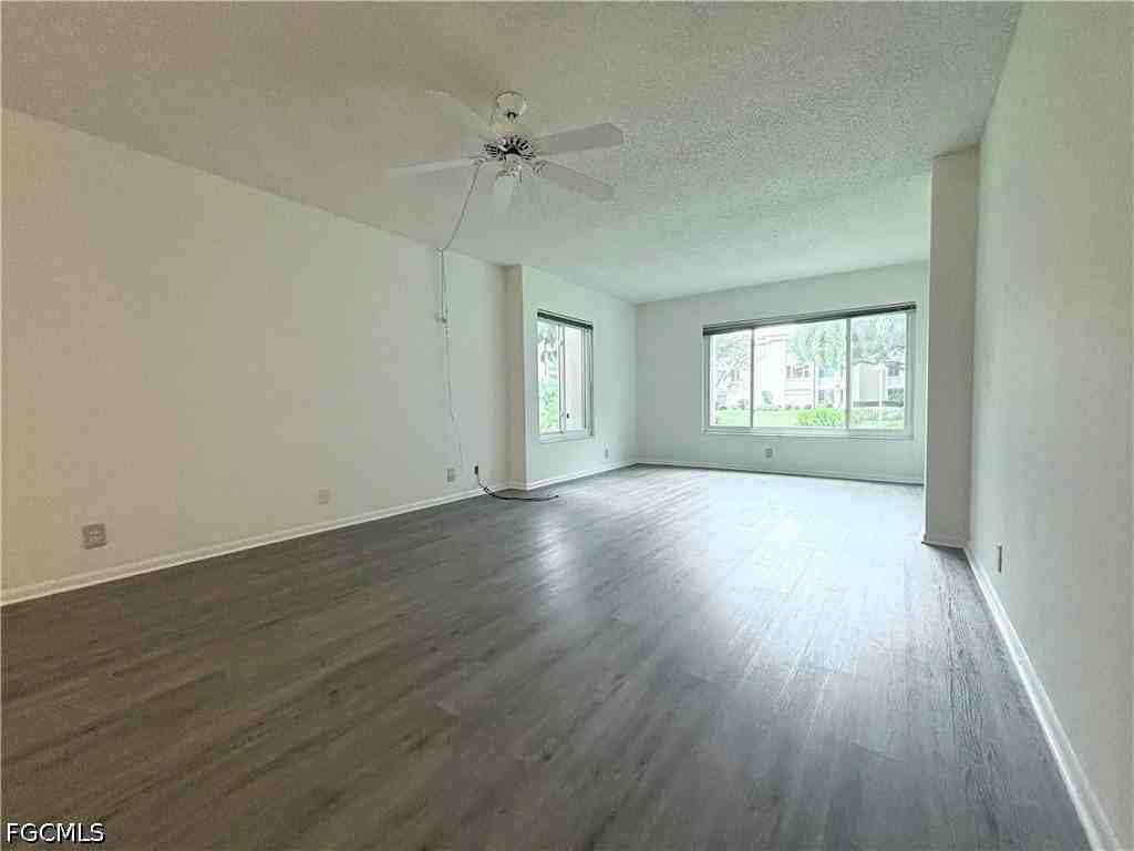 2264 Winkler Ave #107 - Photo 7 of 20