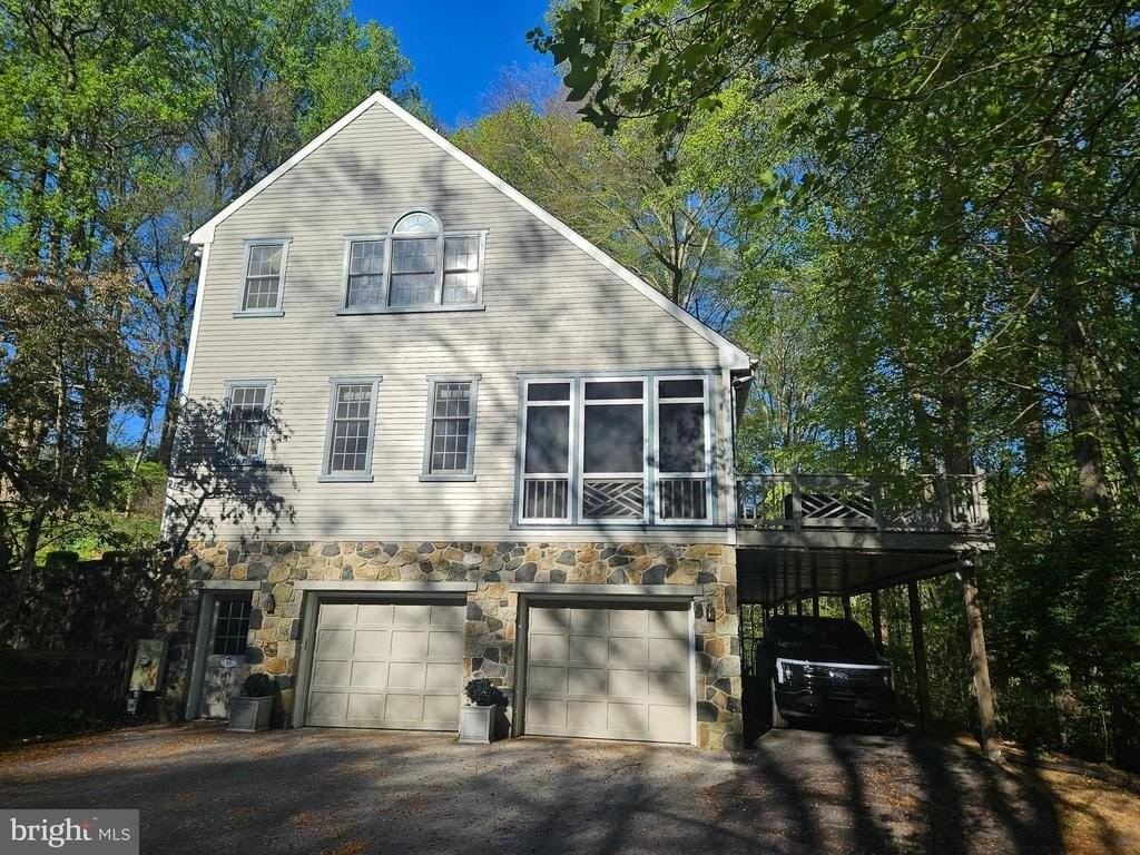 14 Barberry Ln - Photo 2 of 33