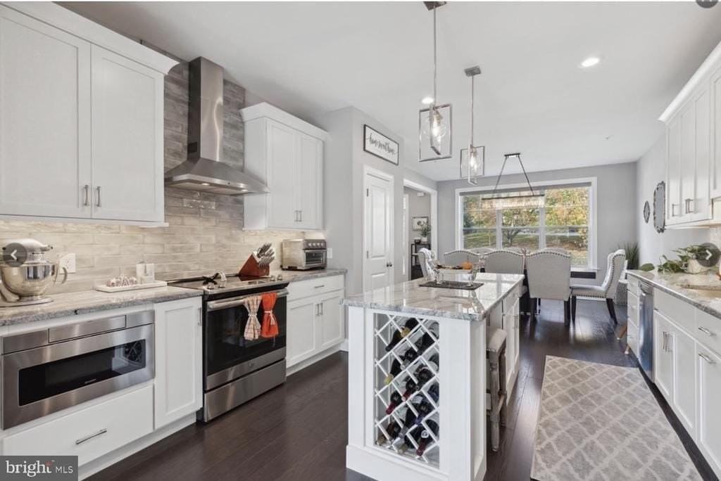 514 Coates Ln - Photo 4 of 15