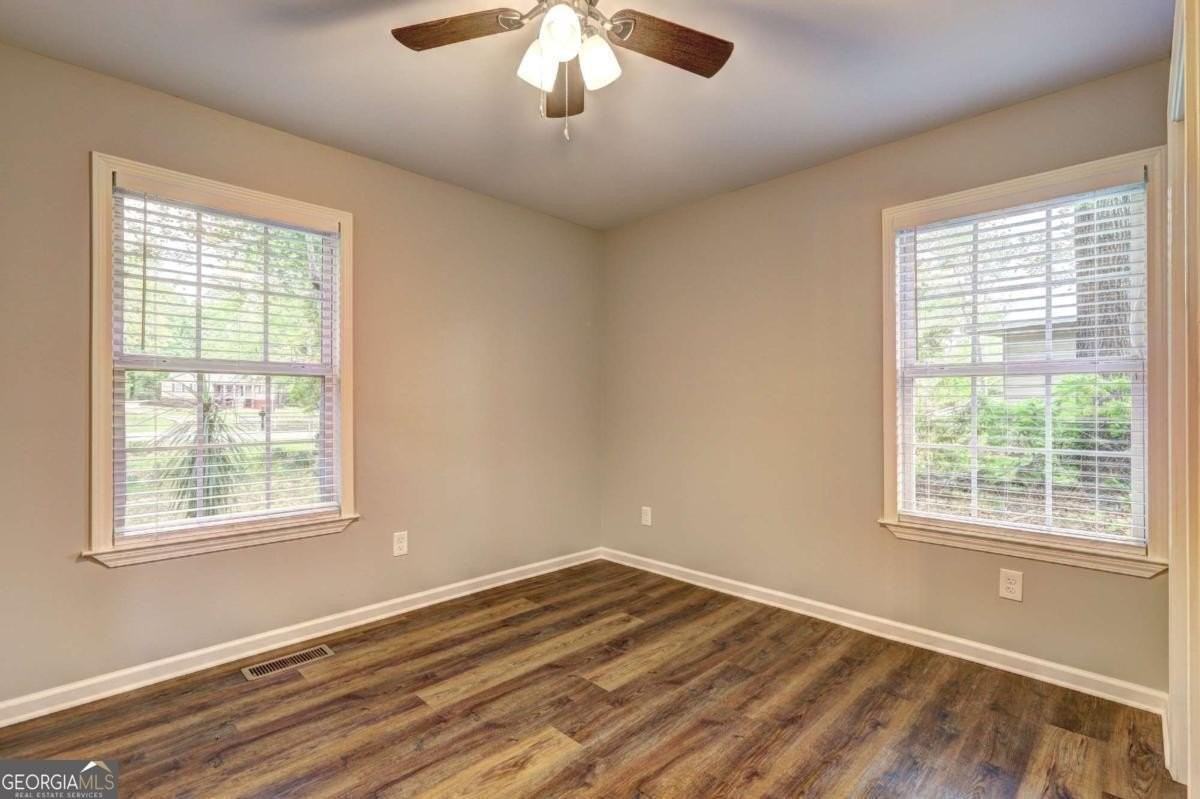 641 Ragsdale Rd - Photo 7 of 49