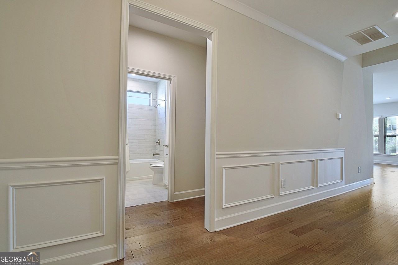 416 Southbridge Pass - Photo 4 of 50