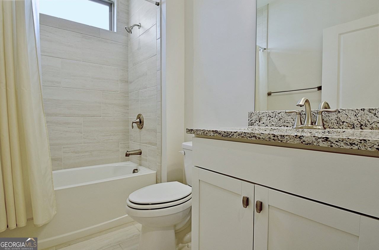 416 Southbridge Pass - Photo 5 of 50