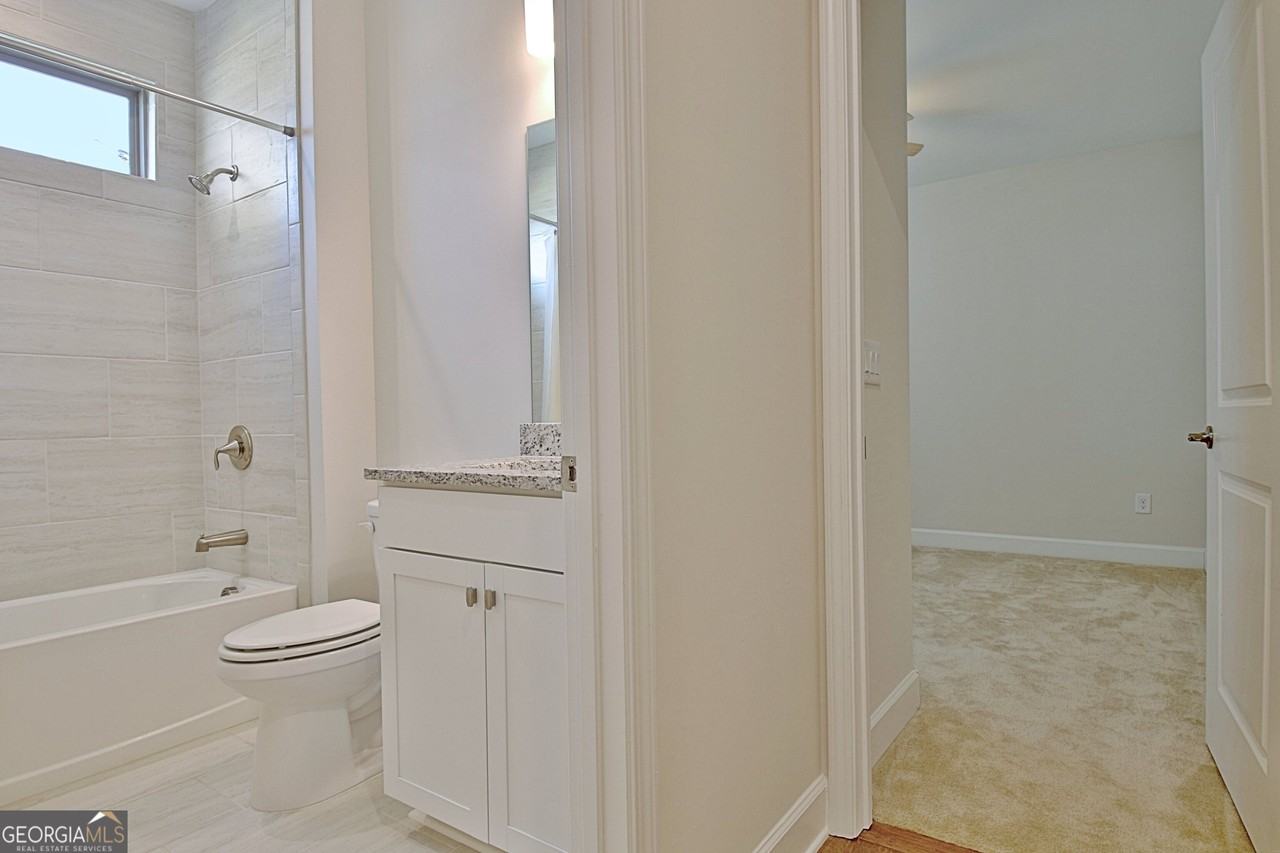 416 Southbridge Pass - Photo 6 of 50