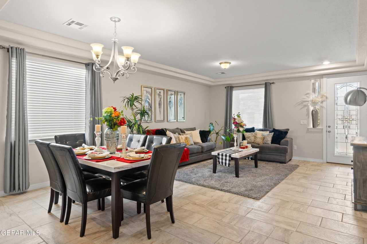 12776 Hidden Edge Dr - Photo 6 of 35