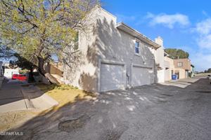 featured image of 10628 Springwood Dr #D