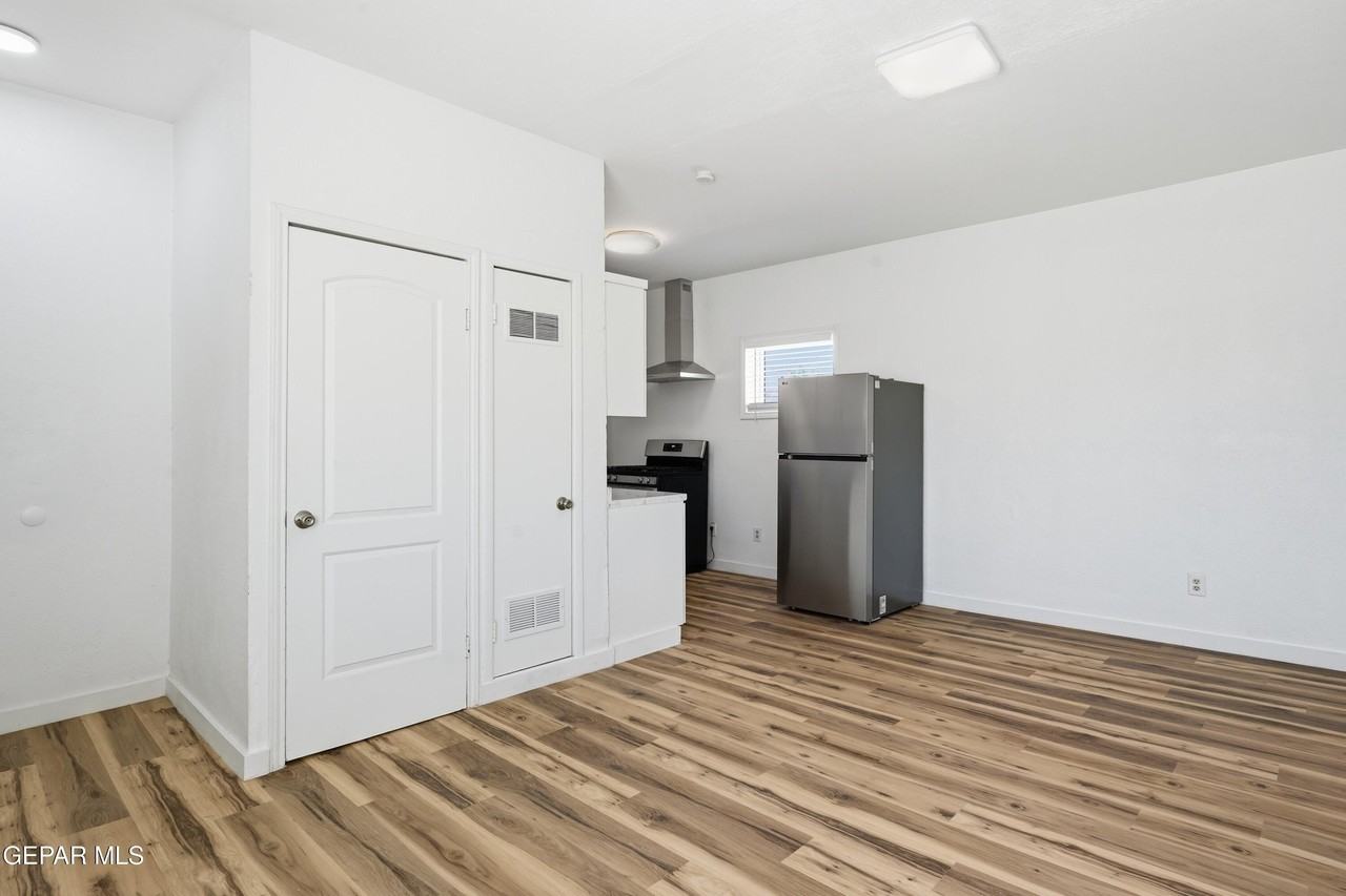 8929 Robert Dr #BACK - Photo 6 of 11