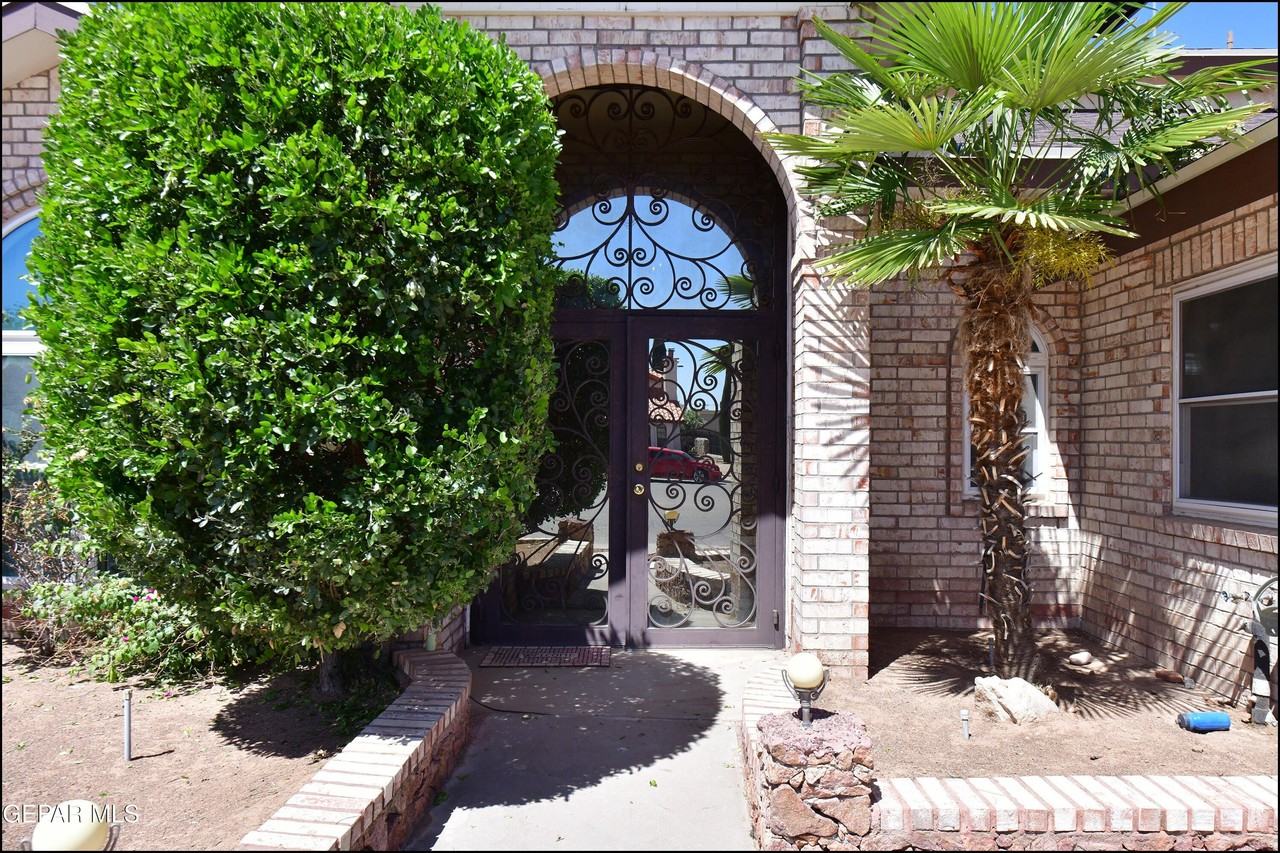 1857 Ralph Janes Pl - Photo 3 of 50