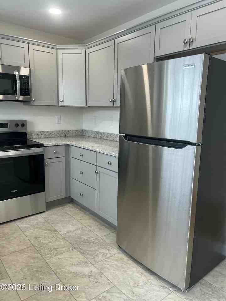 506 Jurich Ct - Photo 7 of 20