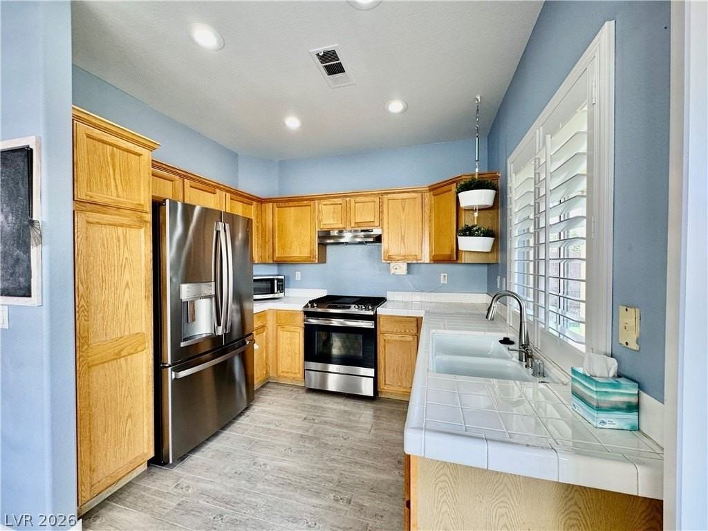 8645 Emerald Grove Way - Photo 3 of 15