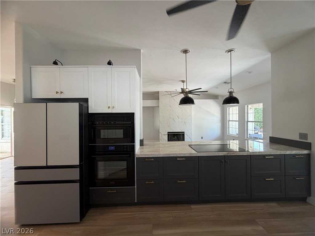 5004 Elm Grove Dr - Photo 4 of 27