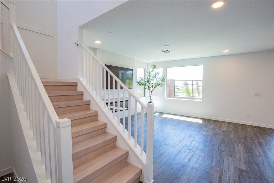12063 Glentana View St - Photo 2 of 50