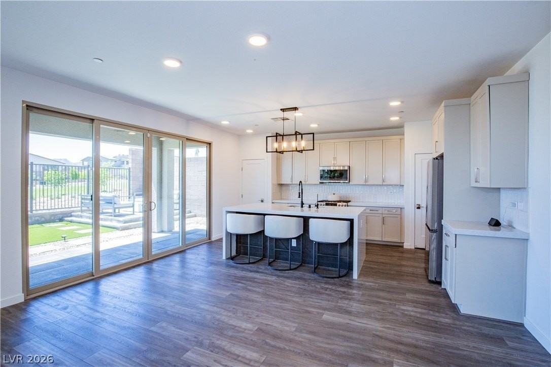 12063 Glentana View St - Photo 4 of 50