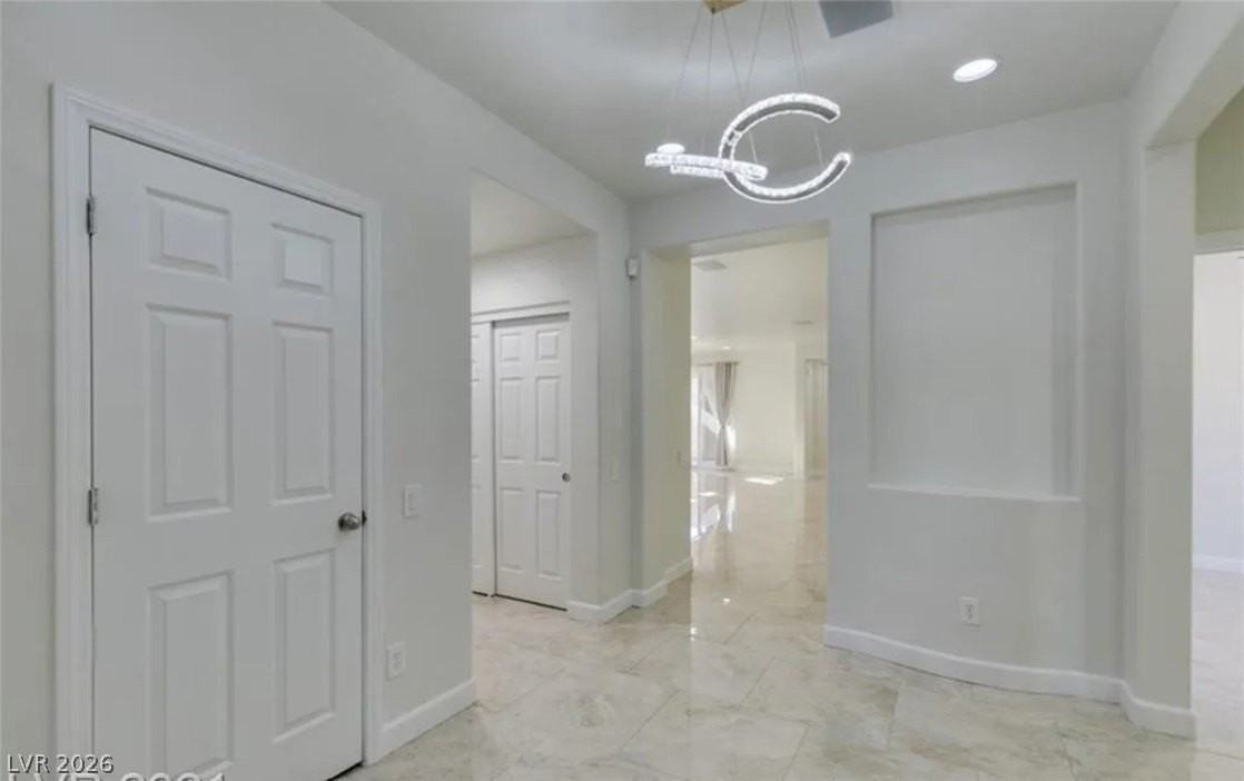 2659 Lochleven Way - Photo 3 of 37