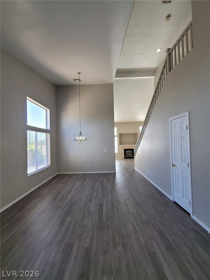 80 Tanglewood Dr - Photo 7 of 48