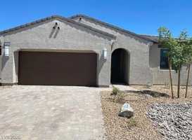 featured image of 5980 Drosetta Ave