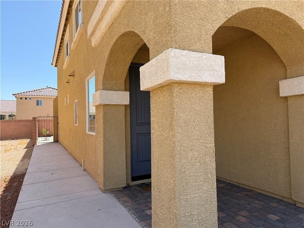 5889 Azzura Palms Ave - Photo 3 of 33
