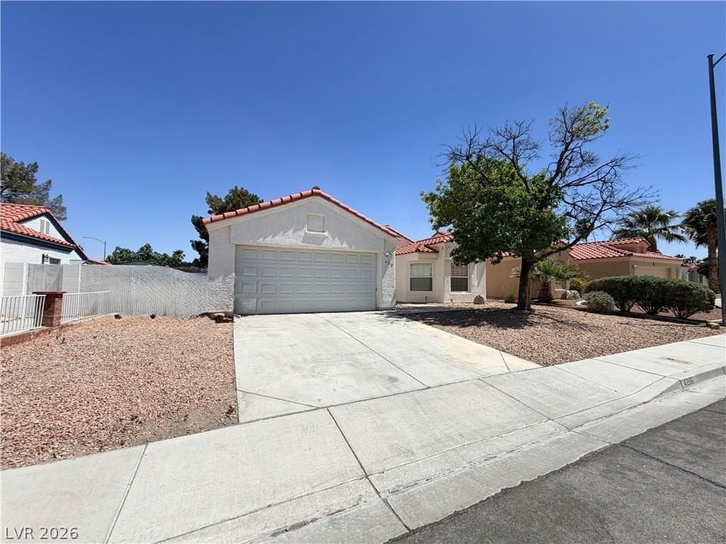4216 Totano Dr - Photo 2 of 39