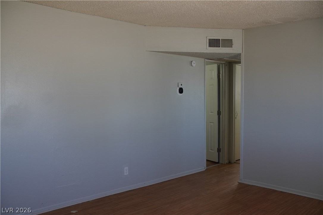 705 Morgan Ave #1 - Photo 6 of 9