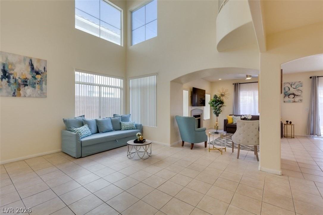 7886 Blue Brook Dr - Photo 2 of 29