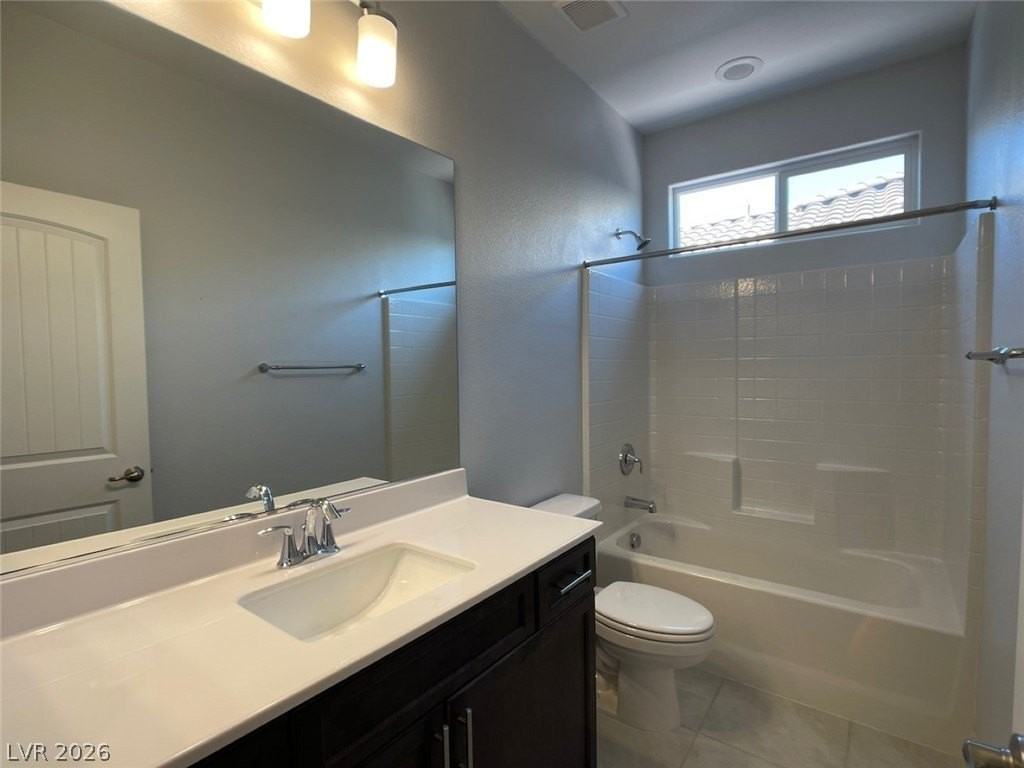 300 Crescent Verse St - Photo 5 of 46