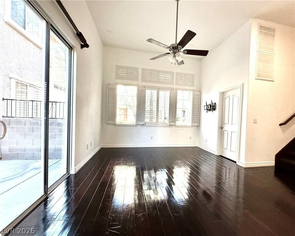 1862 Hollywell St - Photo 5 of 15