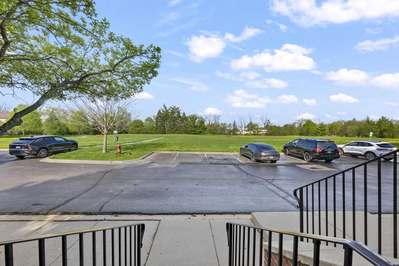 29374 Glen Oaks Blvd E - Photo 5 of 29