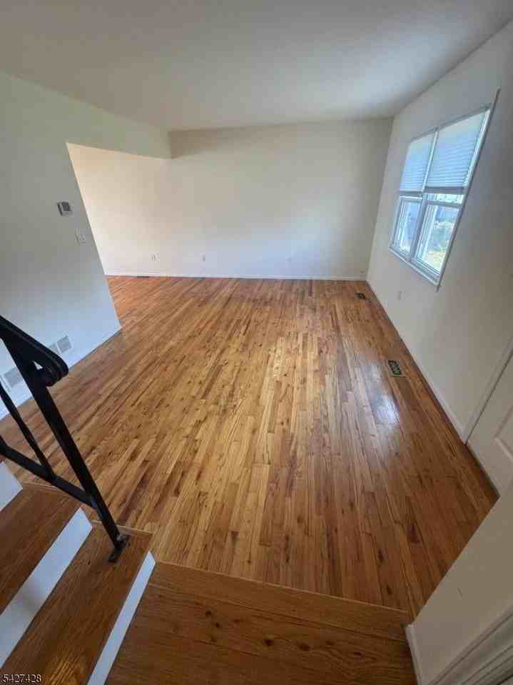 29 Aubrey St #A - Photo 5 of 14