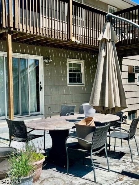 14 Chopin Dr - Photo 2 of 3