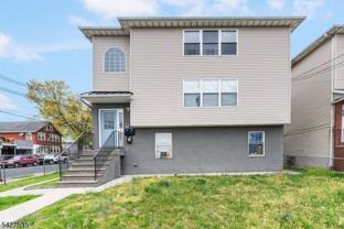 1547 Summit Ave - Photo 1 of 1