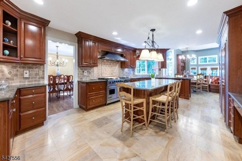 7 Byron Rd - Photo 6 of 33