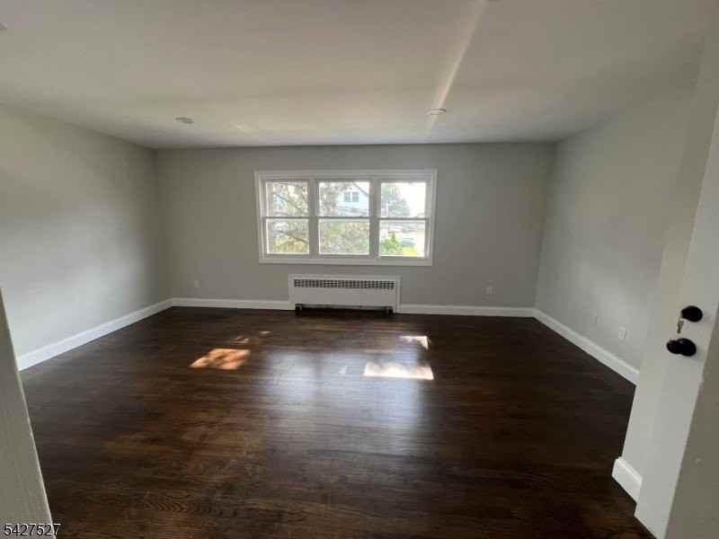 905 Sanford Ave #2 - Photo 7 of 12