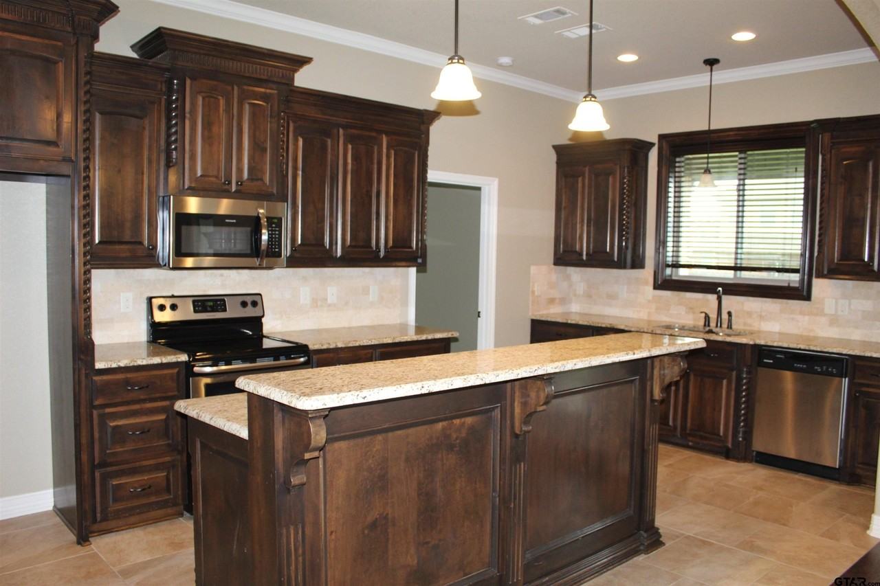 1811 Spruce Pine Ln - Photo 6 of 26