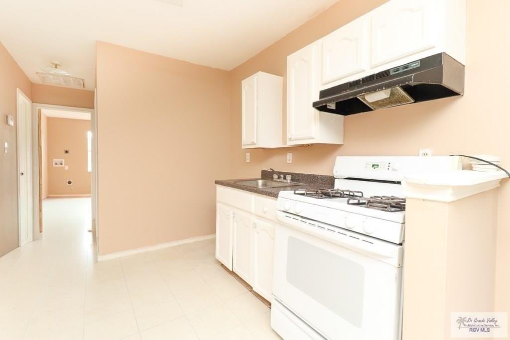 6219 Tecate Dr - Photo 5 of 18