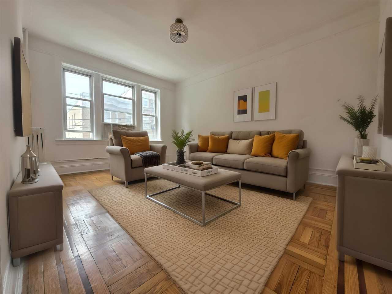 10 66th St #2B - Photo 6 of 14