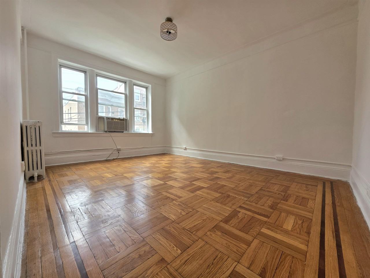 10 66th St #2B - Photo 7 of 14