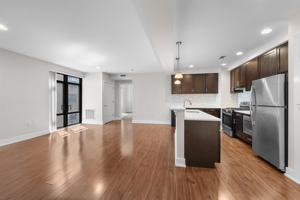 featured image of 1040 Kennedy Blvd #305