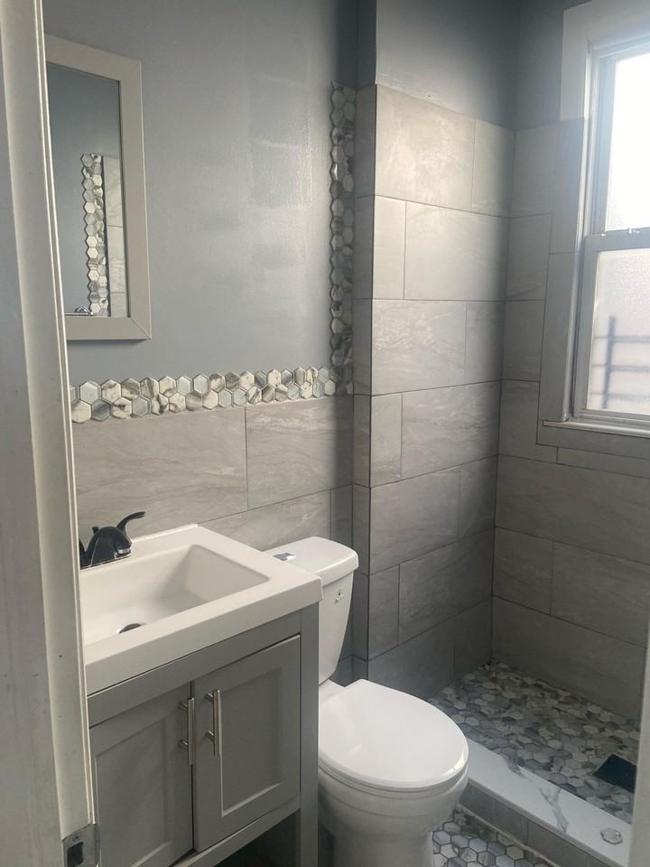 211 Olean Ave #2FL - Photo 4 of 5