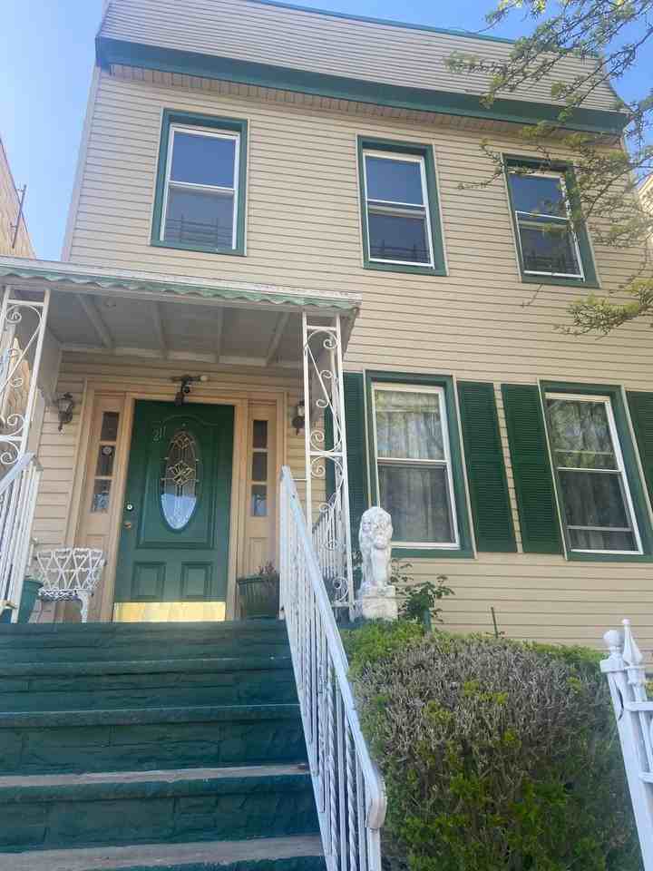 211 Olean Ave #2FL - Photo 5 of 5