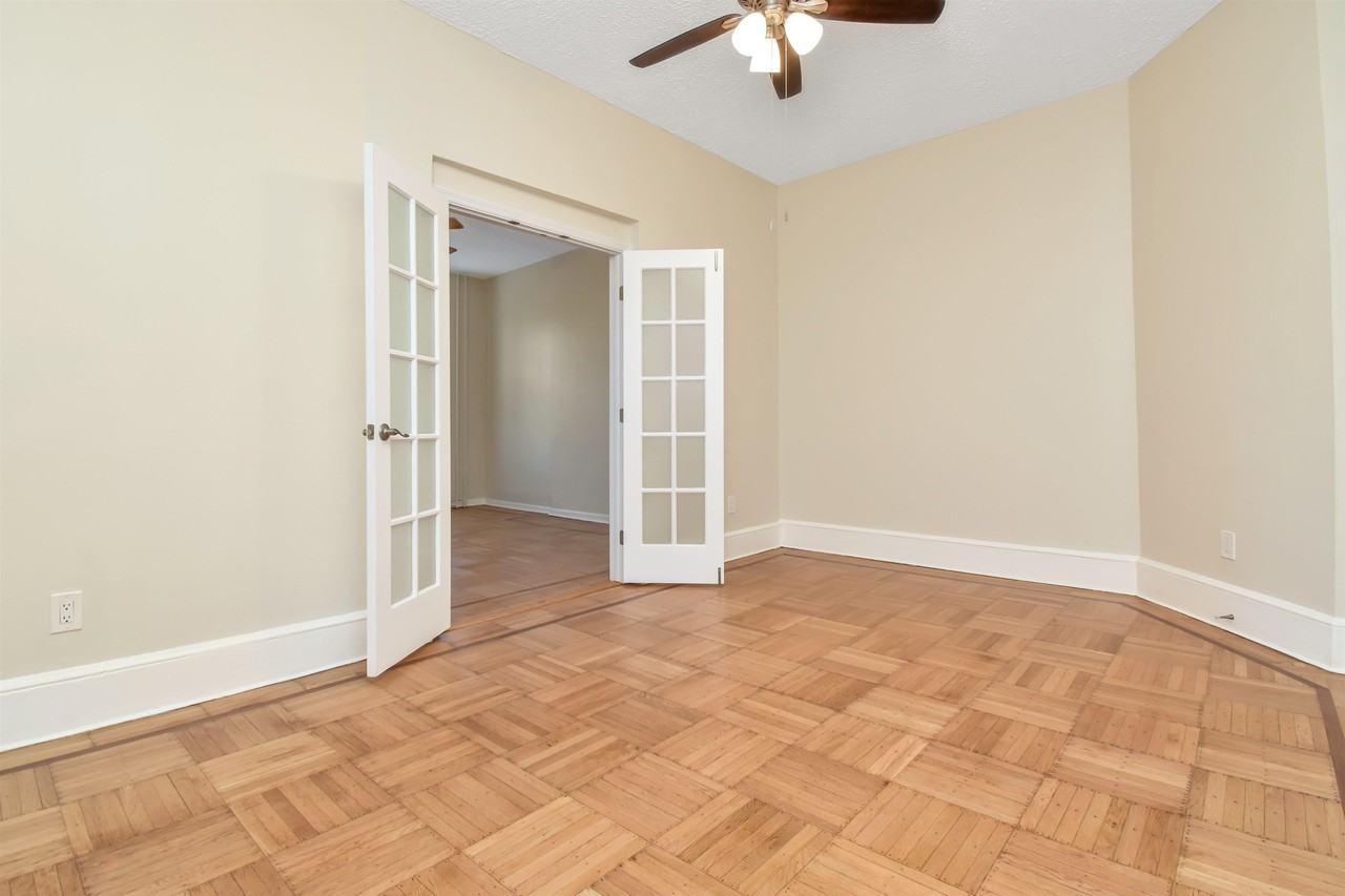 2307 New York Ave #2 - Photo 6 of 13