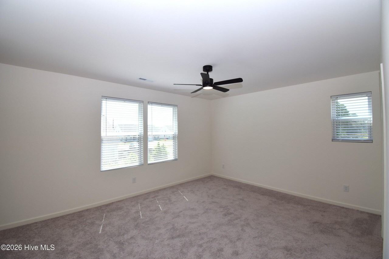 2400 Brookville Dr - Photo 4 of 13